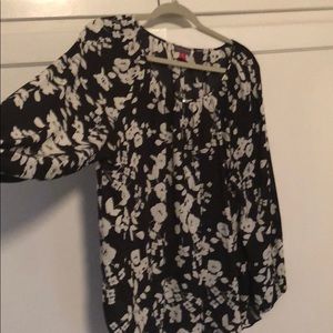 Long sleeve flower peasant blouse